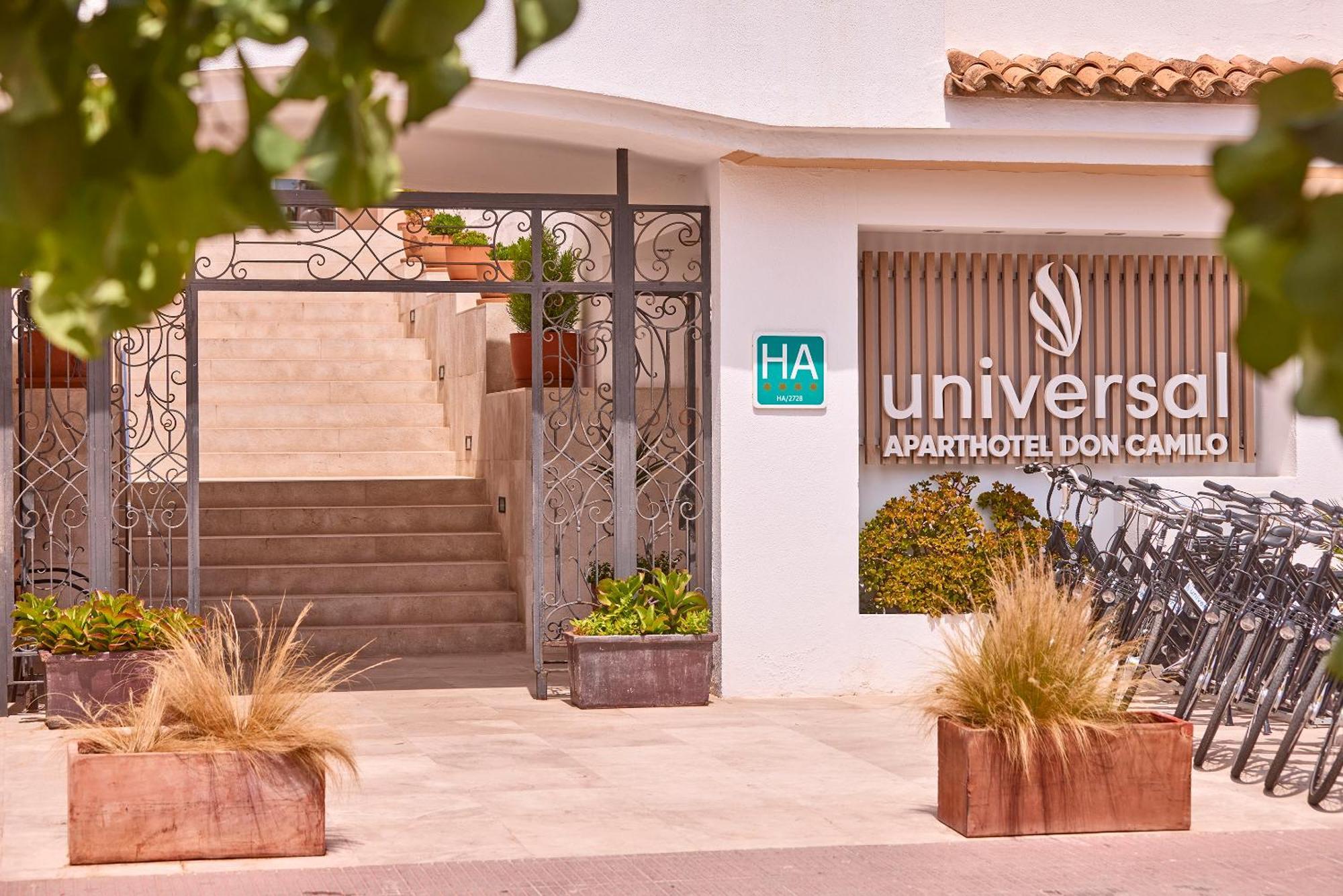 Universal Don Camilo Apartahotel 4*