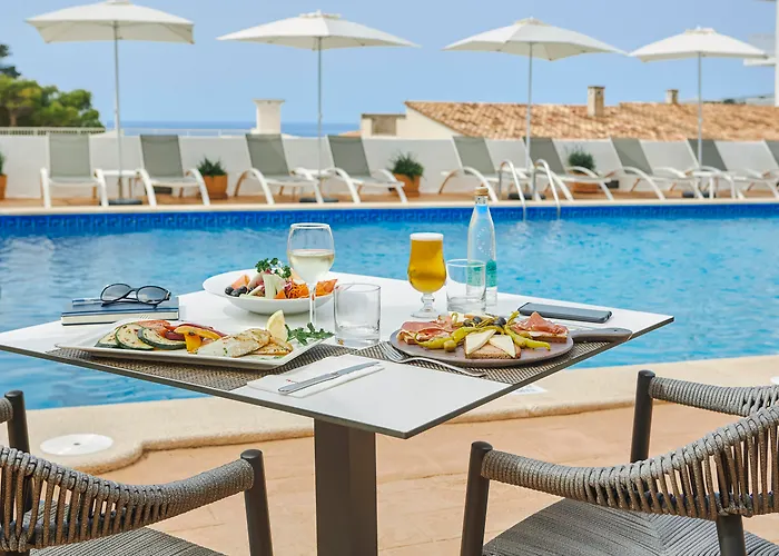 Universal Aparthotel Don Camilo