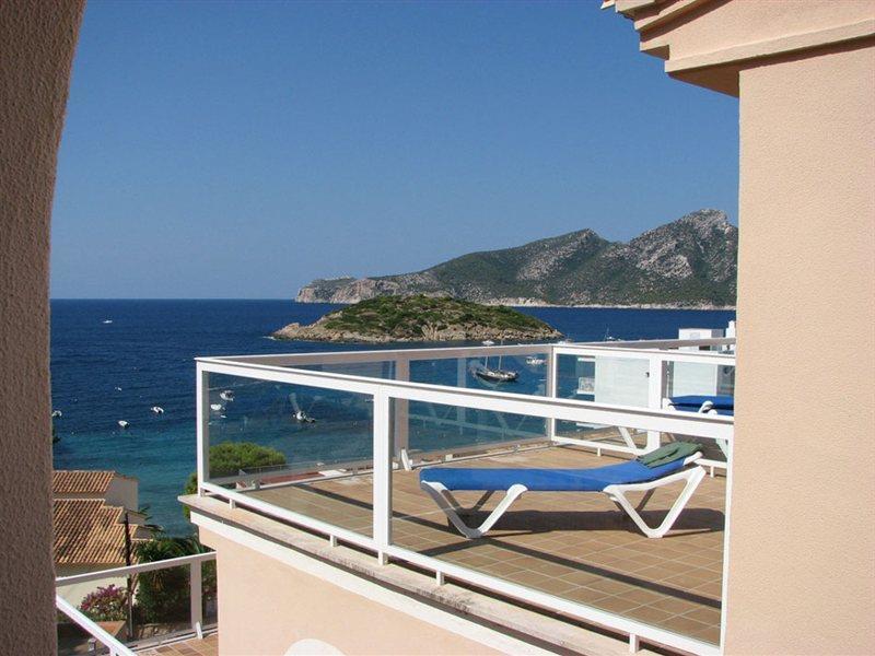 Universal Don Camilo Aparthotel Sant Elm