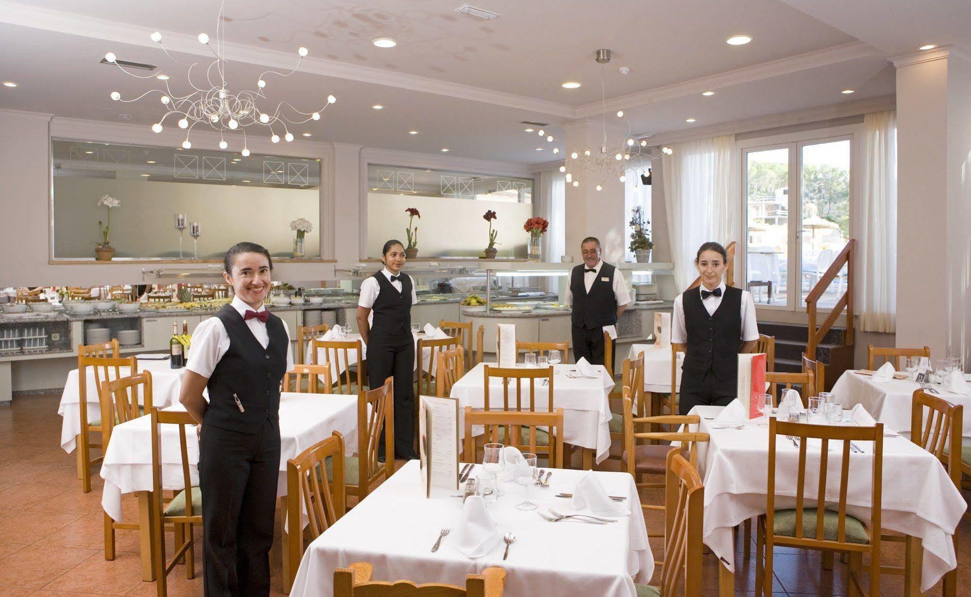 Universal Don Camilo Aparthotel Sant Elm